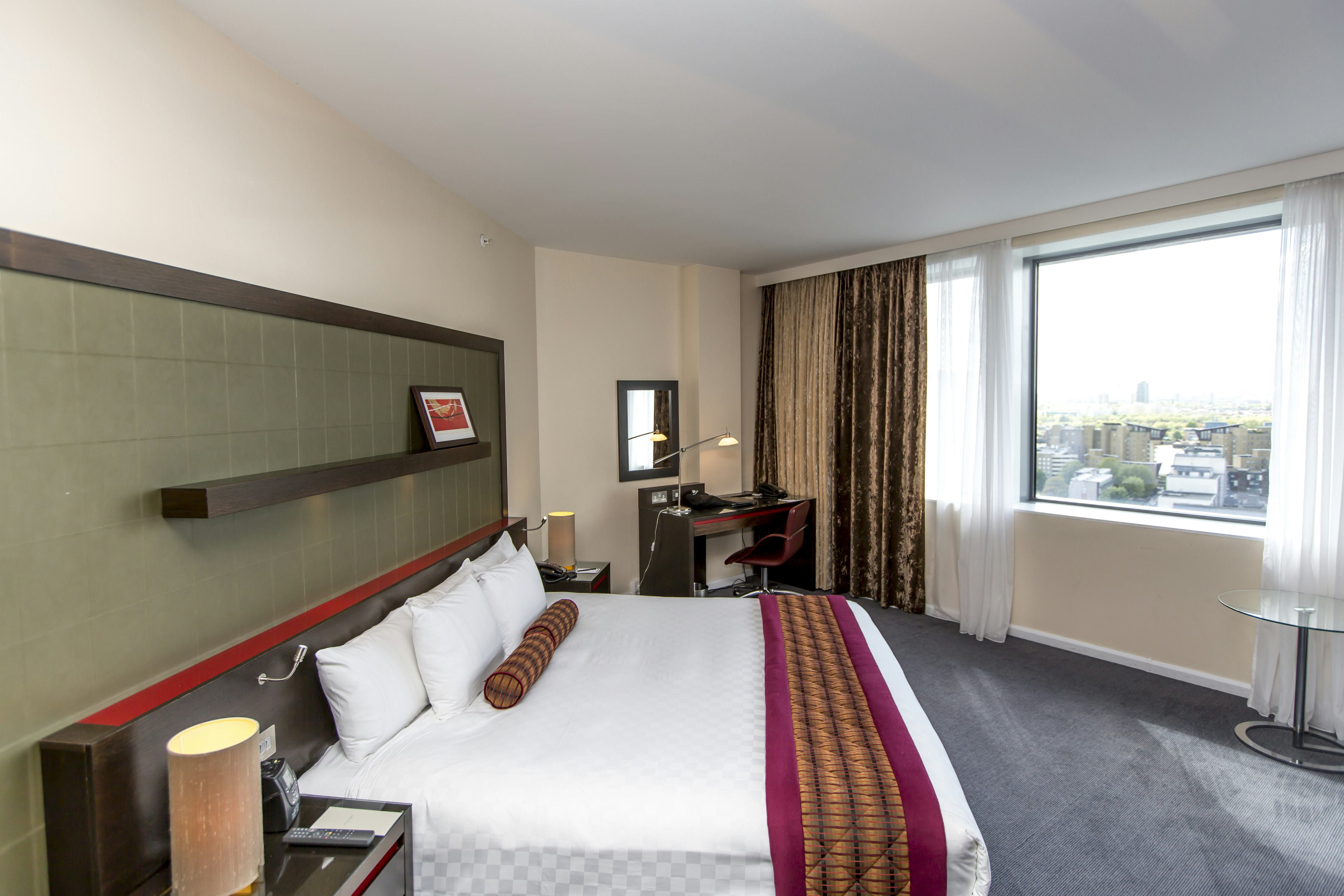 Junior Suite, King Bed