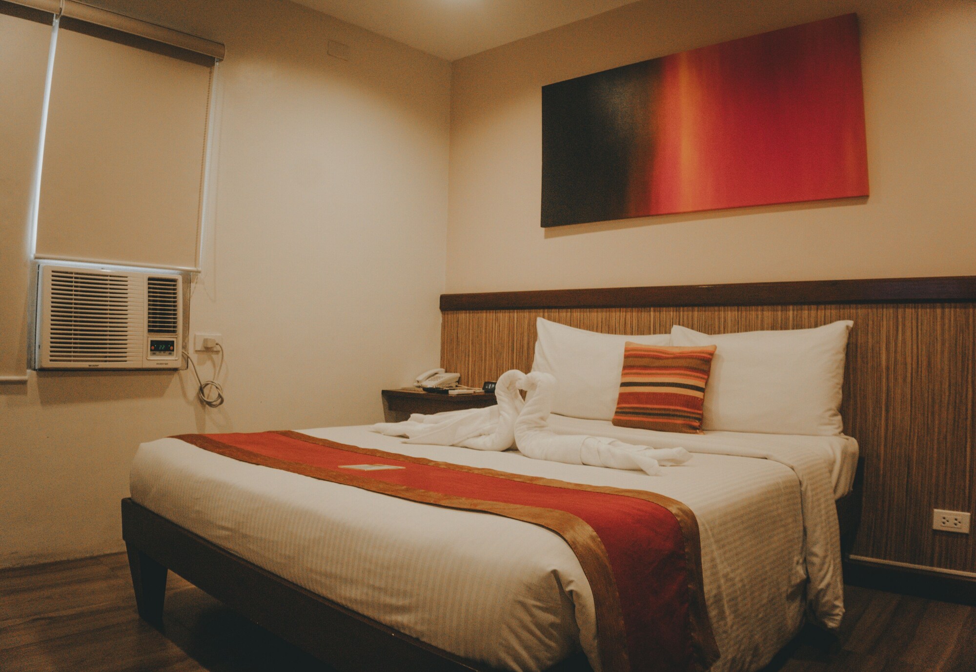 STANDARD, DOUBLE BED