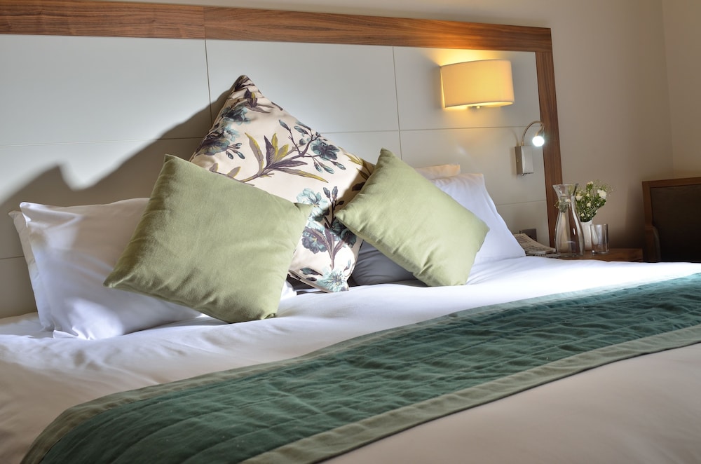Newby Bridge Hotel 29/60