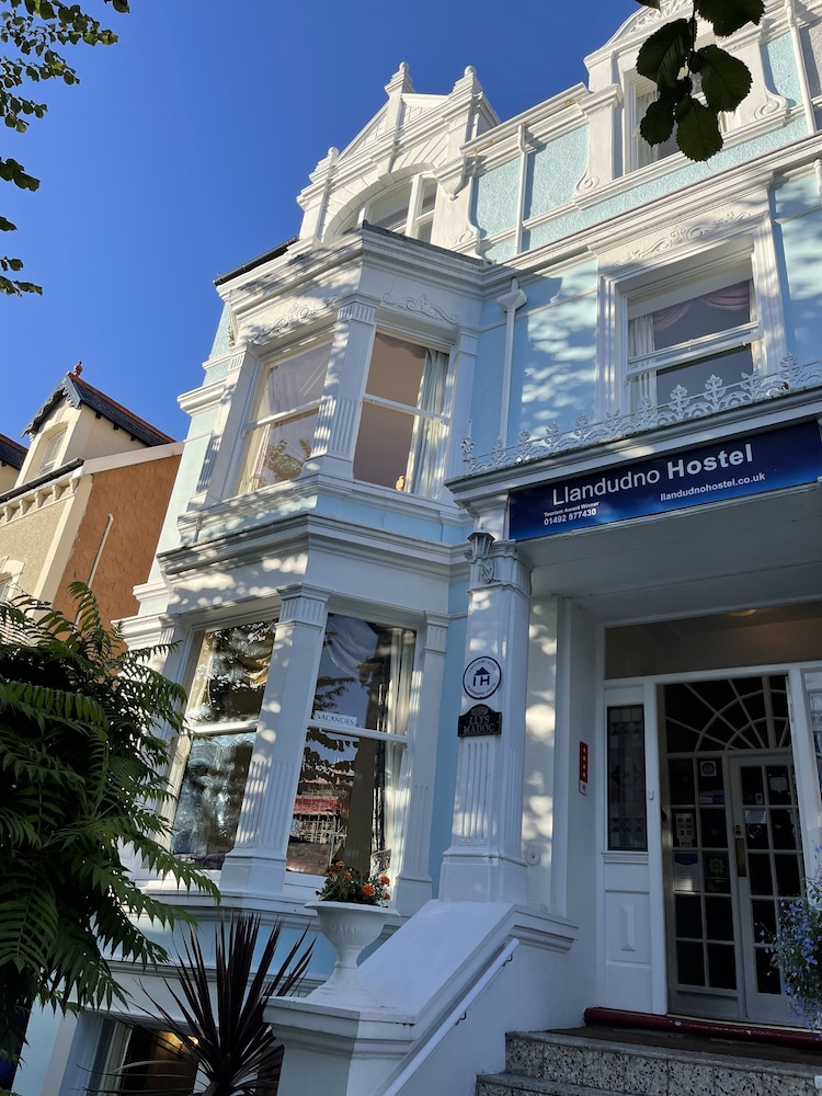 Llandudno Hostel 3/50