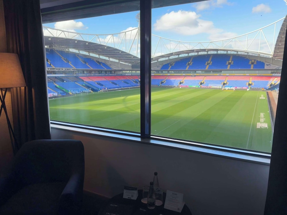 The Bolton Stadium Hotel, a member of Radisson Individuals 31/57