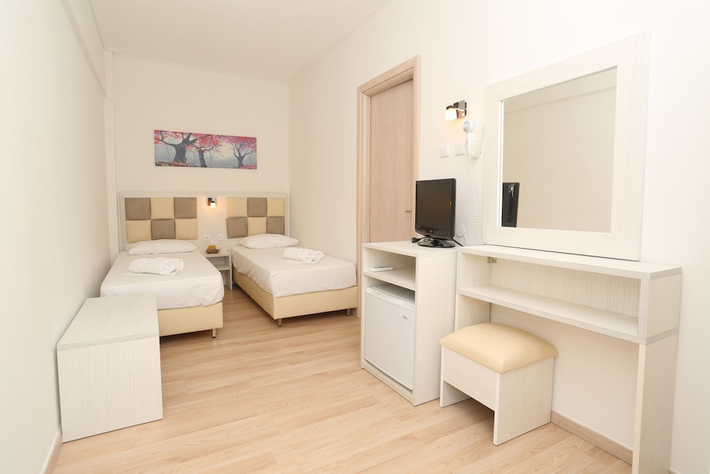 SUN HOTEL 40/55