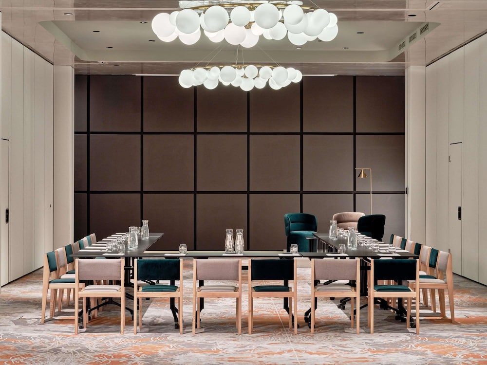 Movenpick Grand Hotel Wroclaw 55/60
