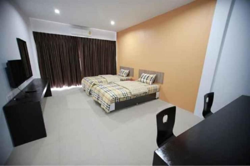 Aj Residence 37/66