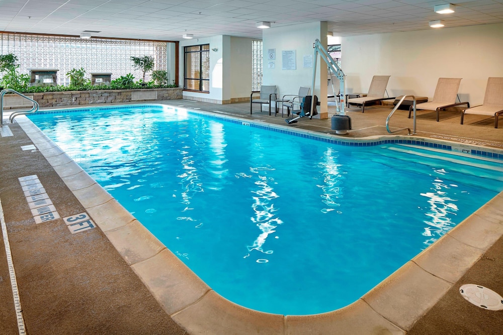 Courtyard By Marriott State College 3/39