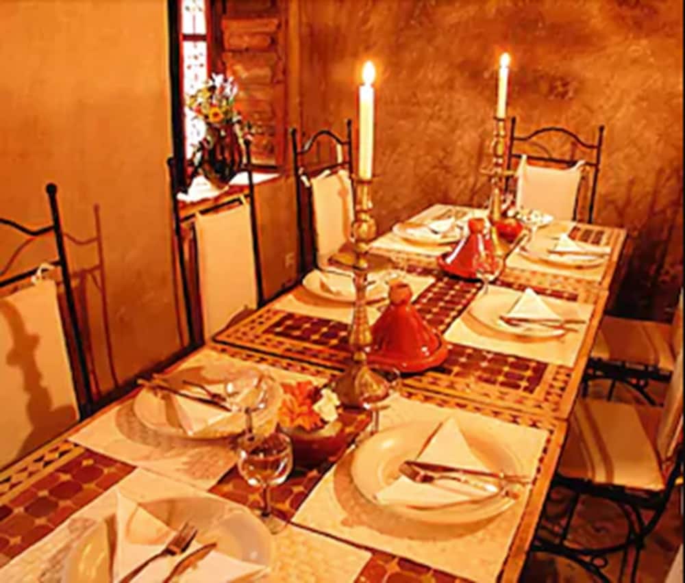 RIAD ALADDIN 62/76