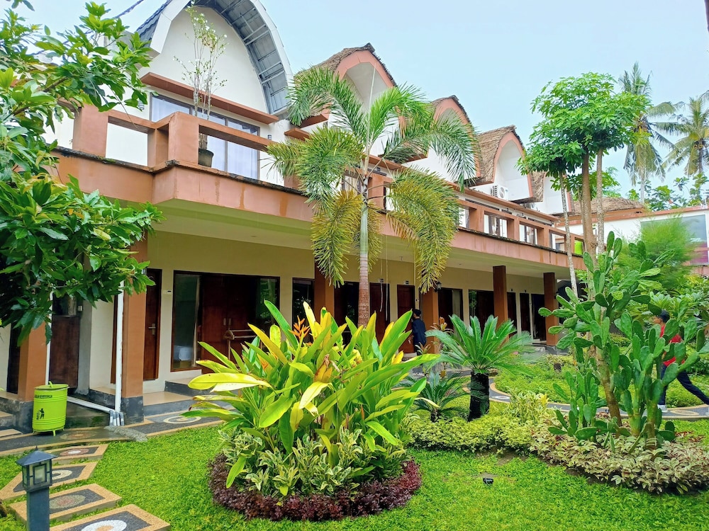 Melati Resort & Hotel 42/50