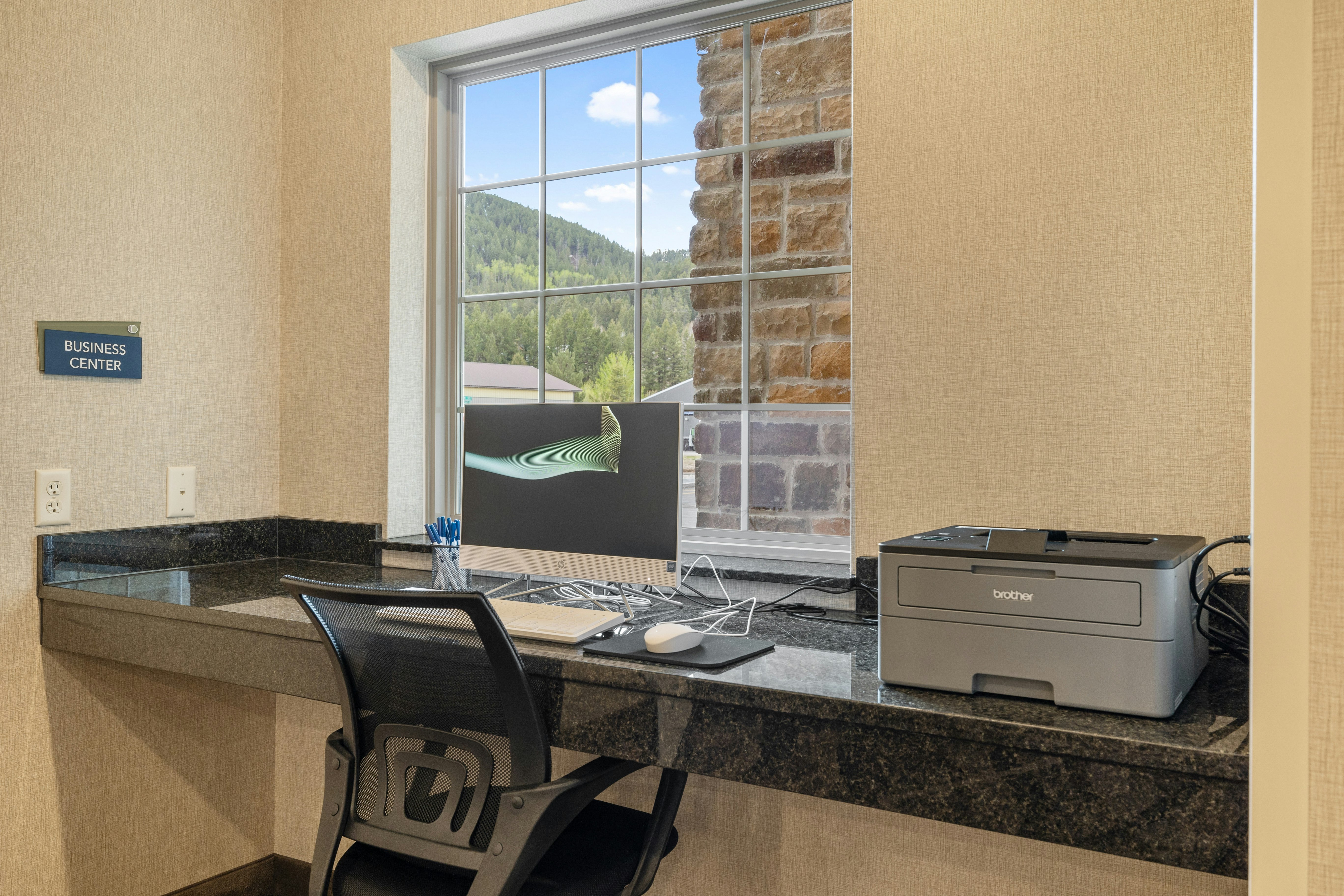 Cobblestone Hotel & Suites - Alpine 15/20