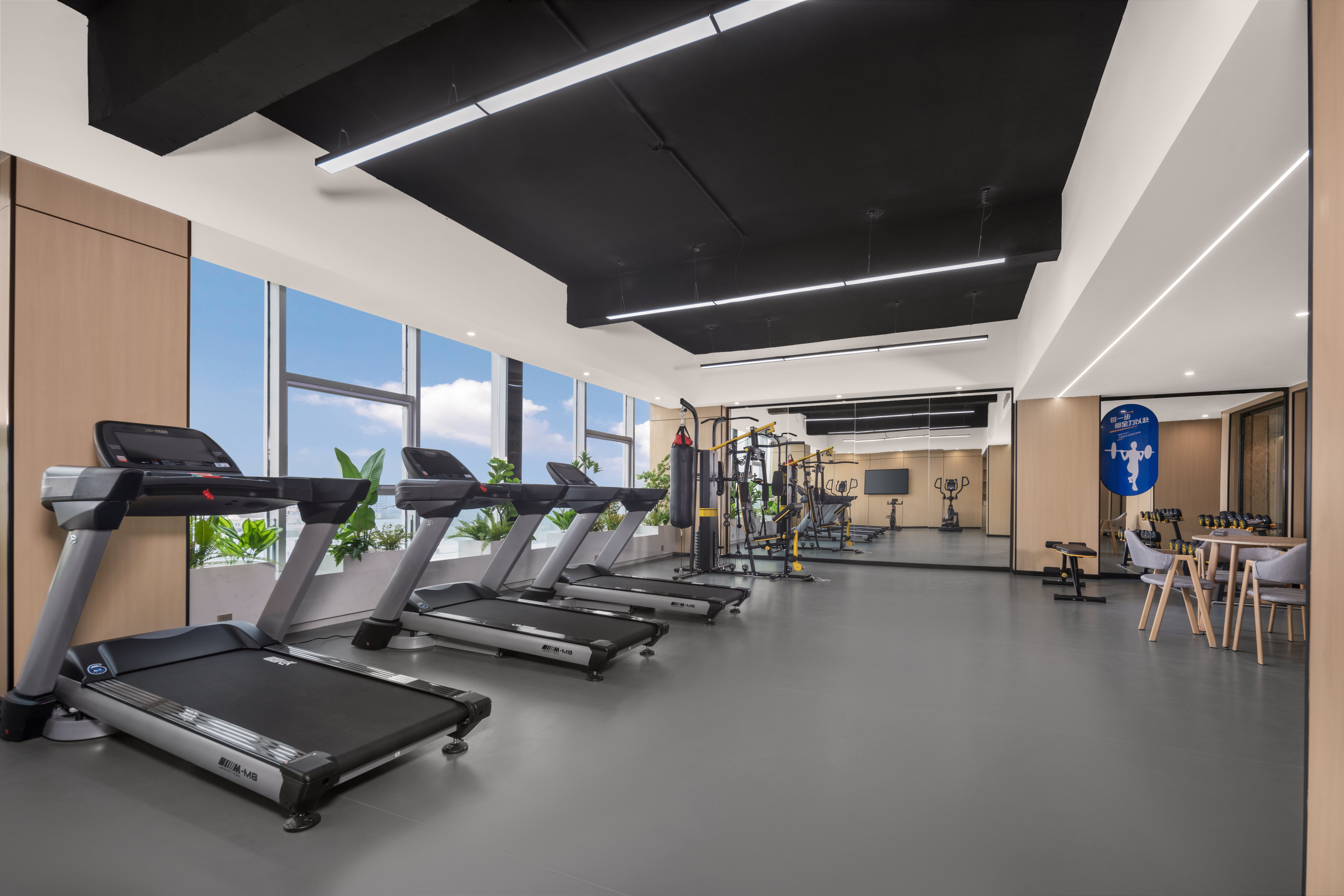 HOLIDAY INN EXPRESS MIANYANG HIGH-TECH ZONE 23/48