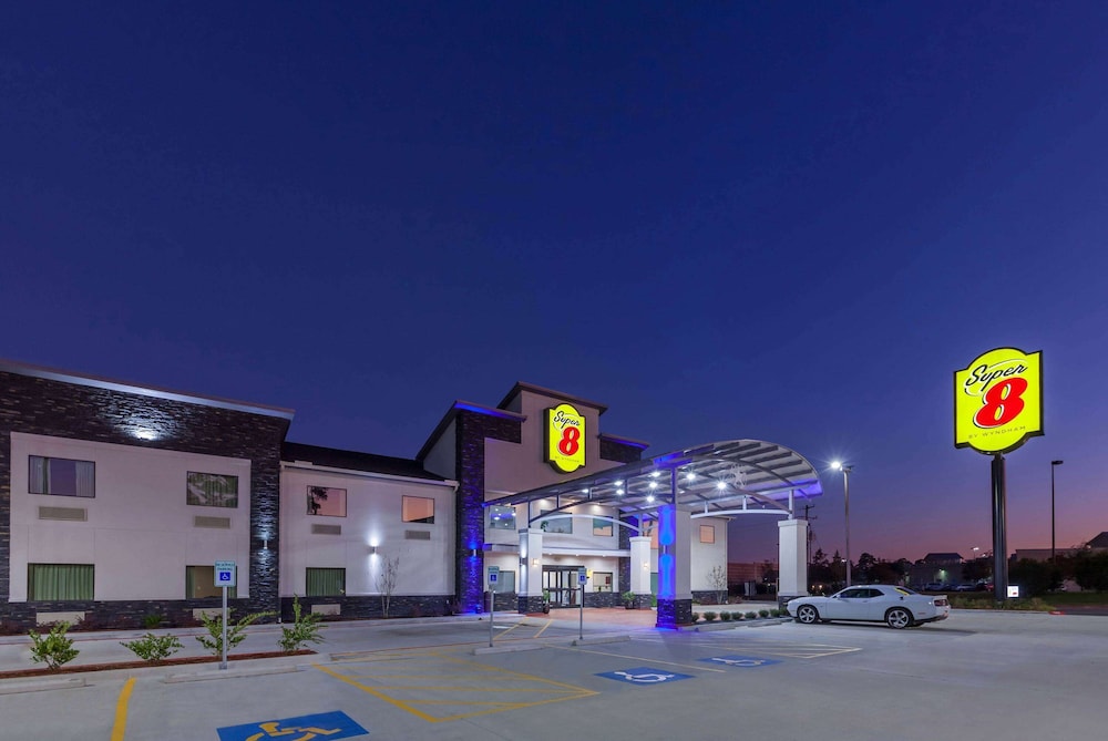 Super 8 By Wyndham Kingwood Houston North 2/36