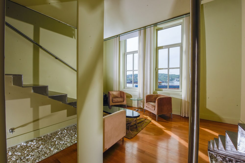 Ajia Hotel 21/50