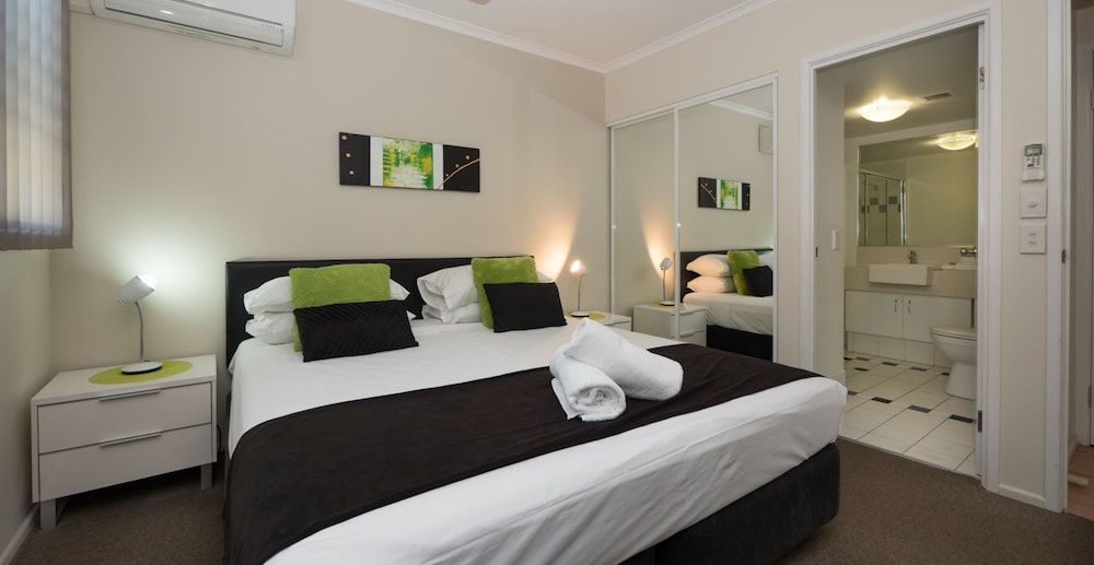 Marlin Cove Resort 25/72