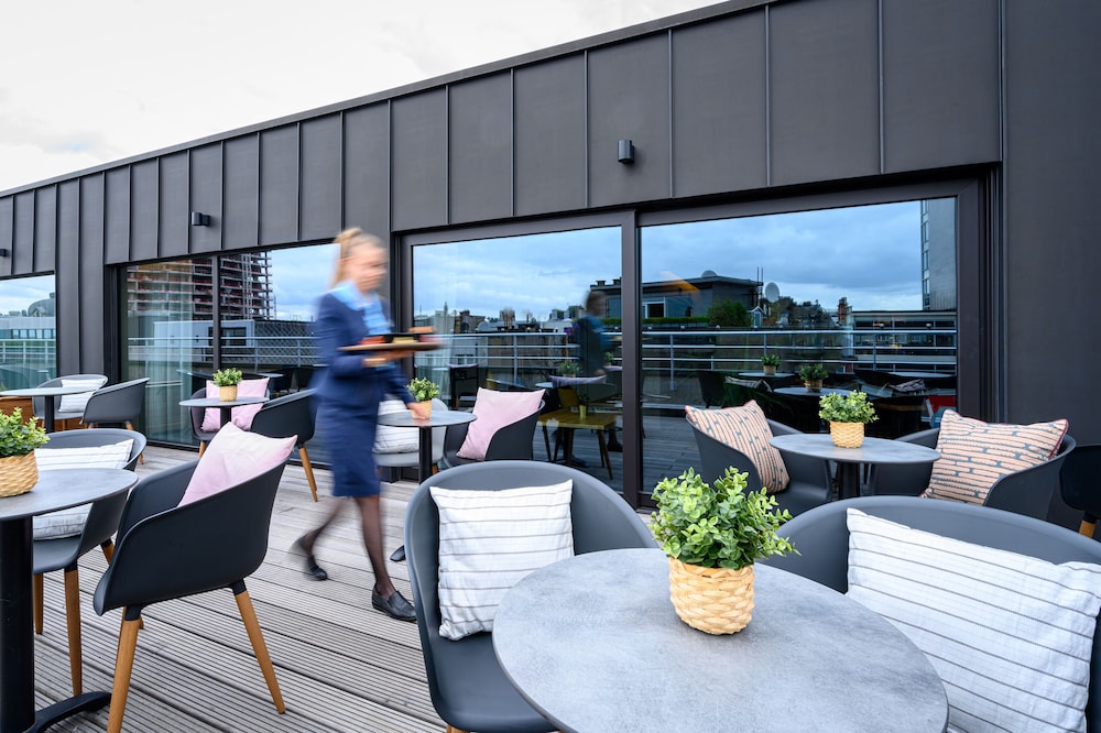 Premier Suites Plus Antwerp 52/62