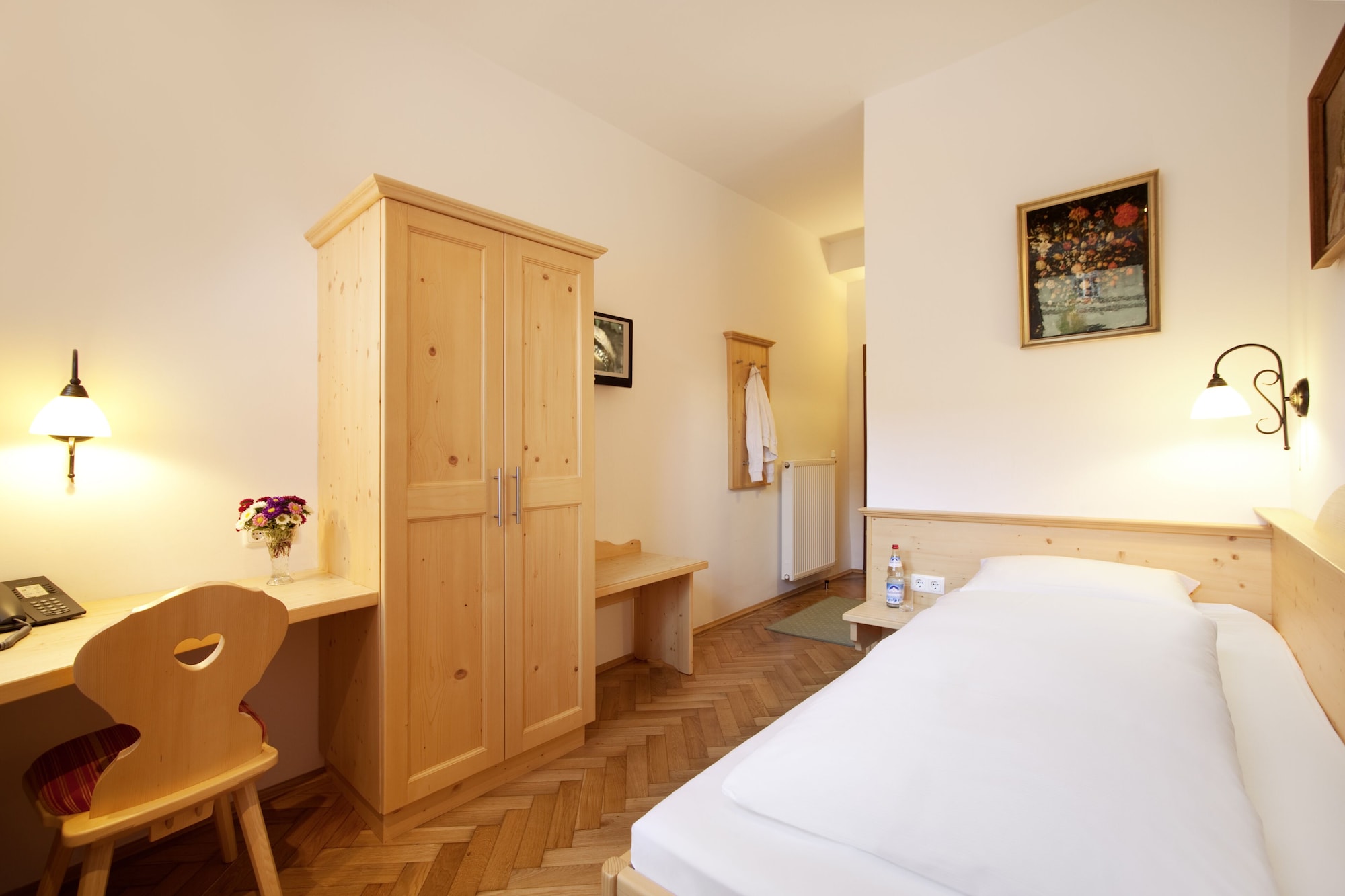 STANDARD, TWIN BEDS