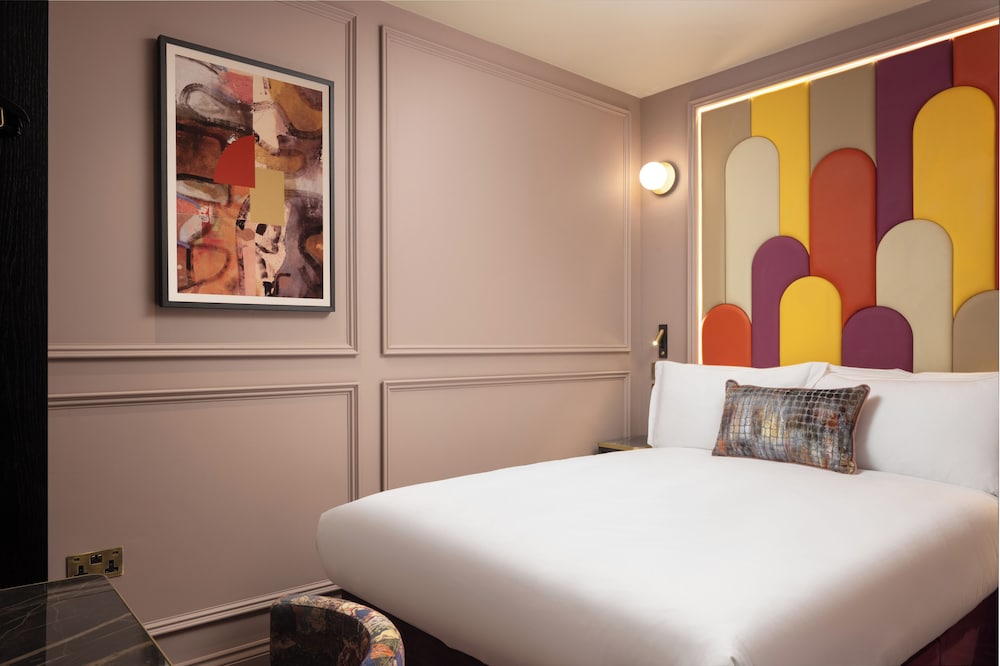 Classic, Double Bed