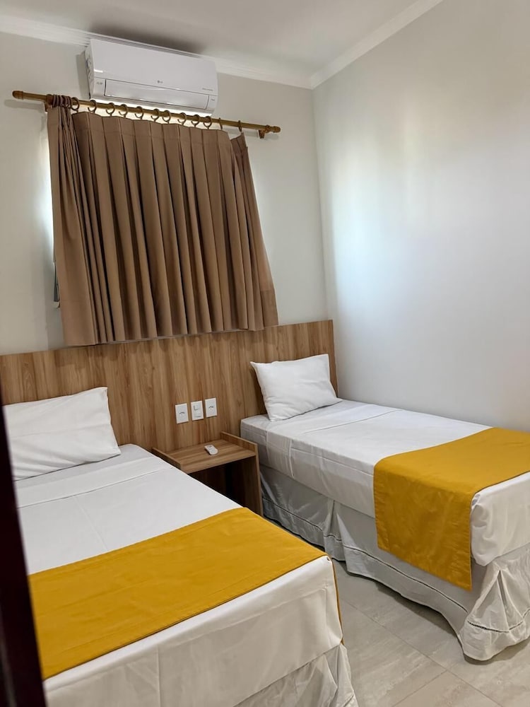 Milos Beach Hotel 12/50