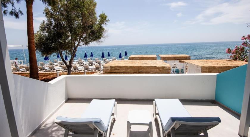 Mojo Otel Beach 17/25