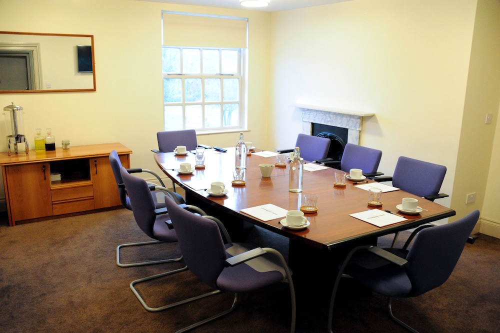 Strawberry Bank Hotel, NEC 37/47