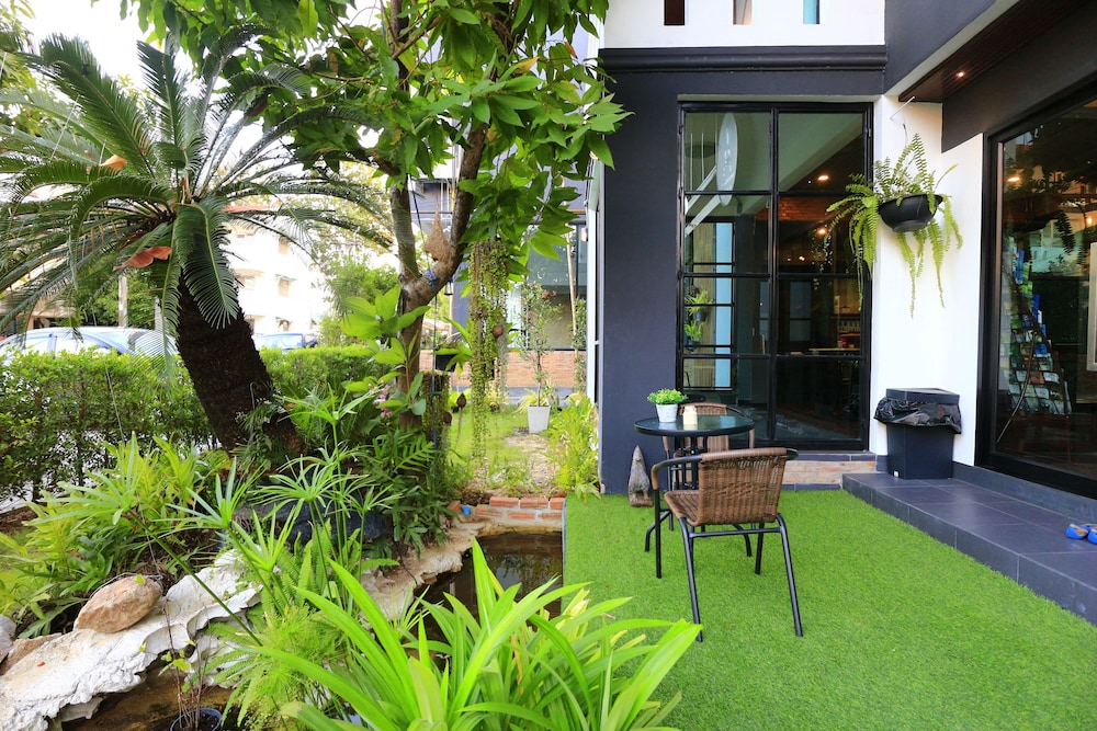 Azz Hotel 34/43