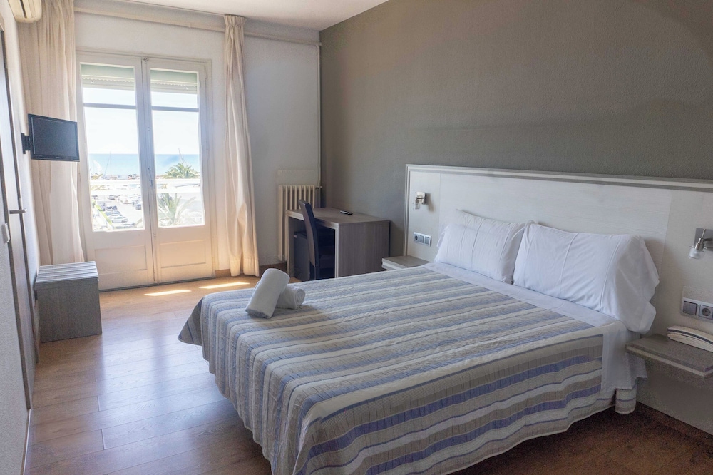 Hotel Planas 11/50
