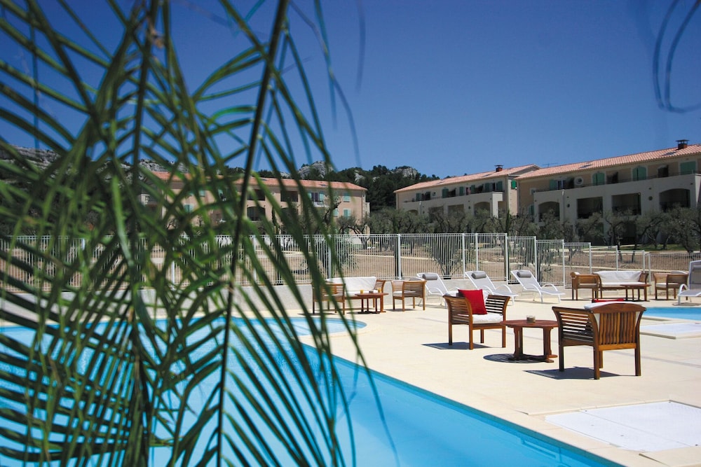 Residence Lagrange Vacances Le Domaine De Bourgeac 27/29