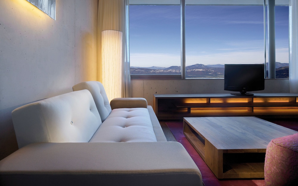 SCHWARZER ADLER WELLNESS HOTEL 12/29