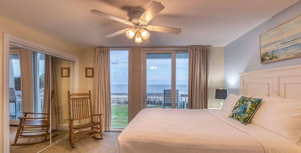 Villas By the Sea Resort Conference Center 52/73