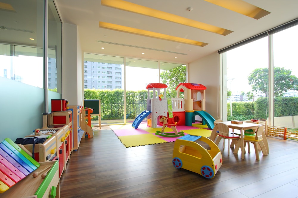 Ivy Thonglor 55 26/37