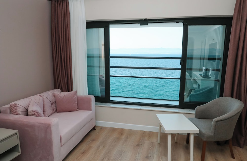 Vira Otel Suites 40/68