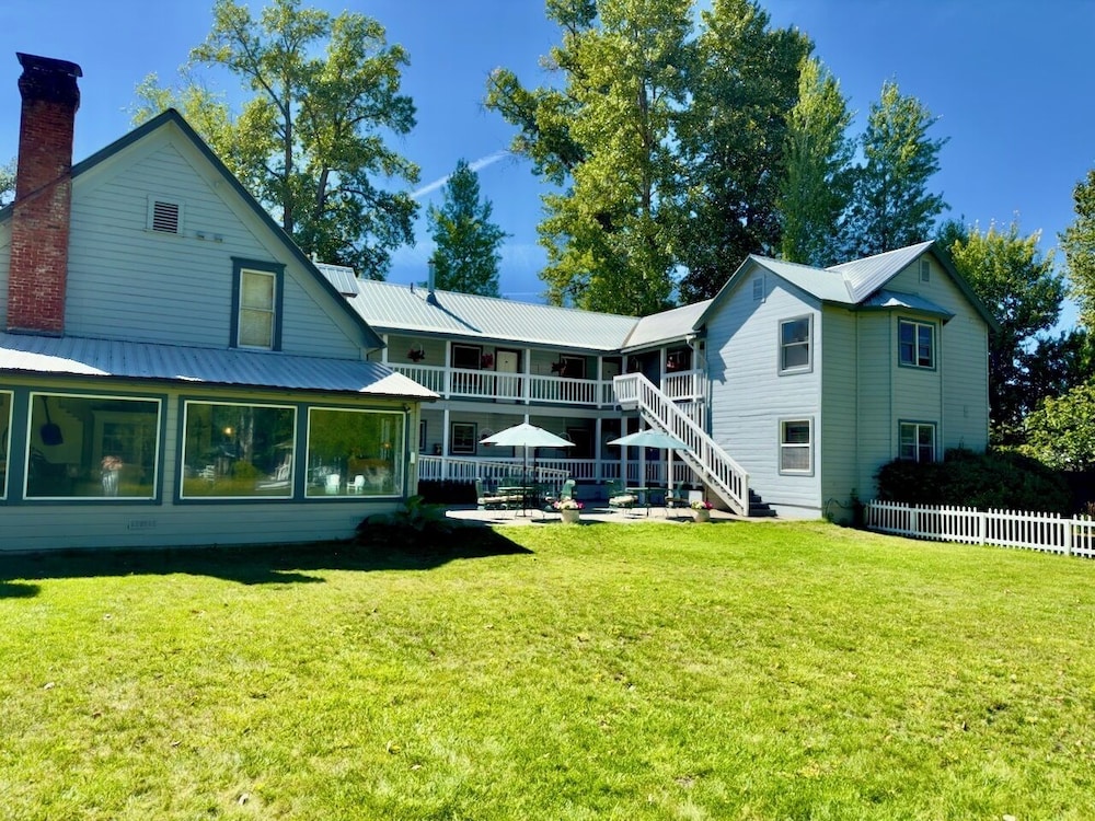 The Bidwell House 40/50