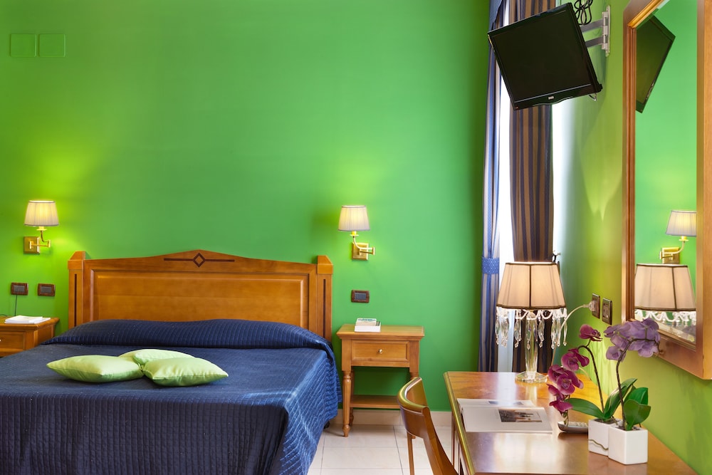 Ulisse Deluxe Hostel 17/42