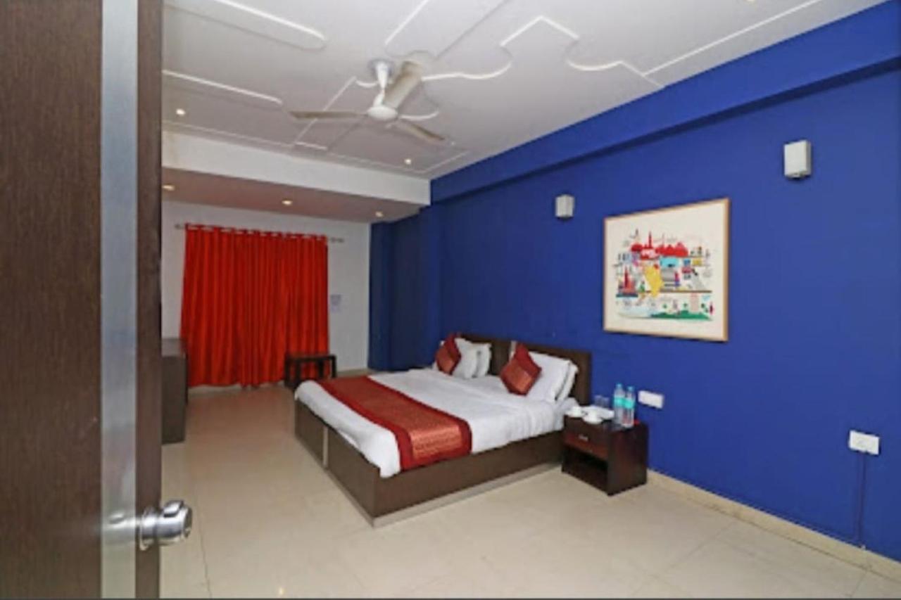 Oyo Rooms 766 Delhi Airport 12/29