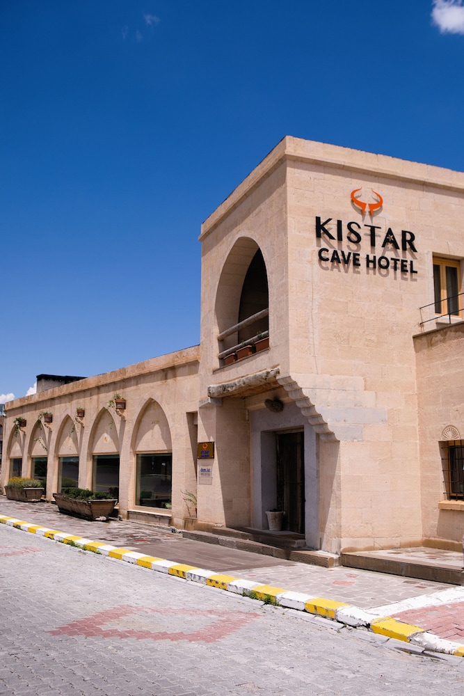 Kistar Hotel 2/50