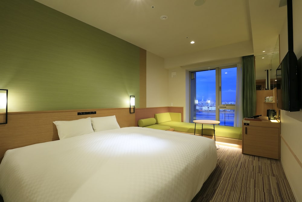 ROOM, KING BED, RIVERSIDE, SOFA, HIGH FLOOR
