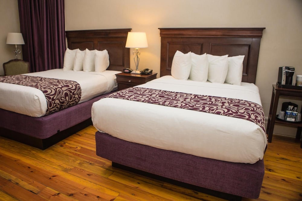 Inn On St Ann 11/34