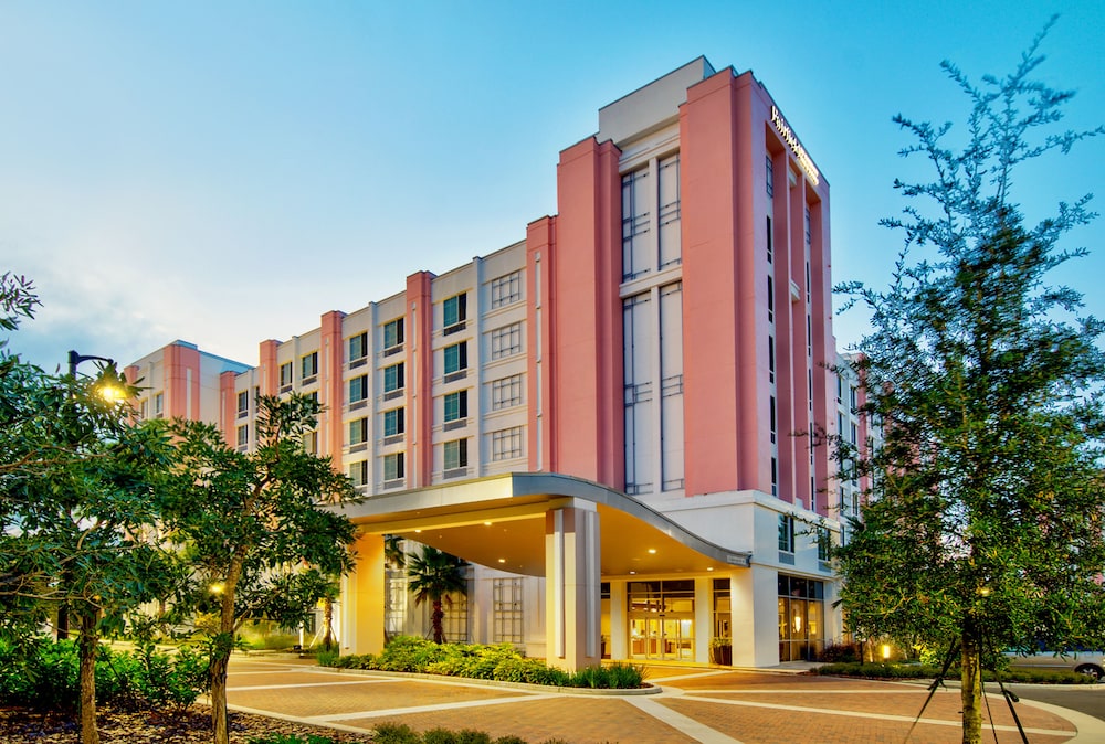 Fairfield Inn & Suites by Marriott Orlando at Flamingo Crossings  Town Center in WINTER GARDEN - FL