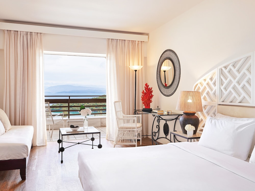 Sky, 1 Double and 1 Single Bed, Sea View, Balcony