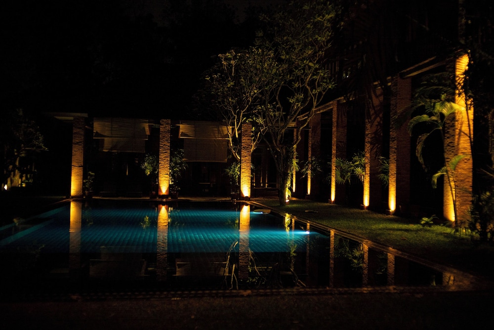 Chandra Residence 42/50