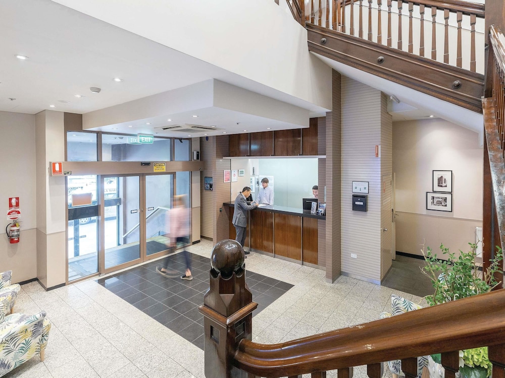 Ibis Styles Kingsgate 12/58