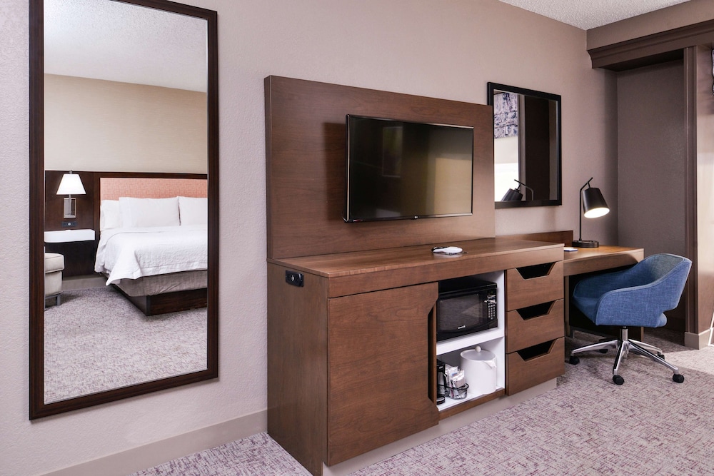 Hampton Inn Albuquerque University Midtown 45/55