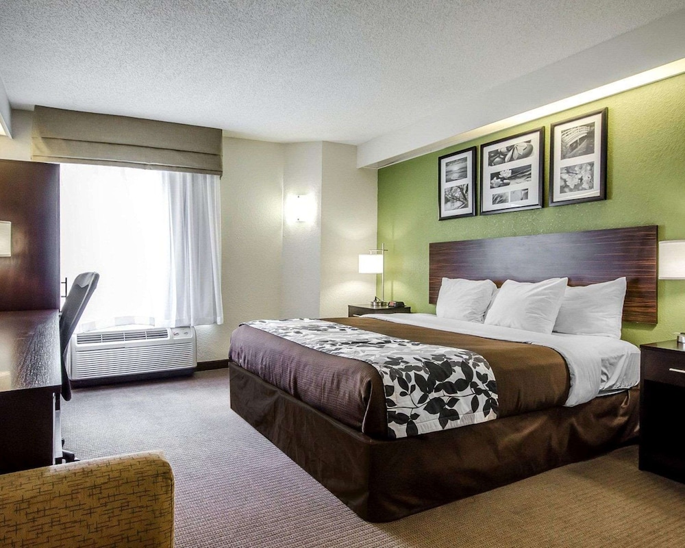 Spark by Hilton Louisville Airport 8/50