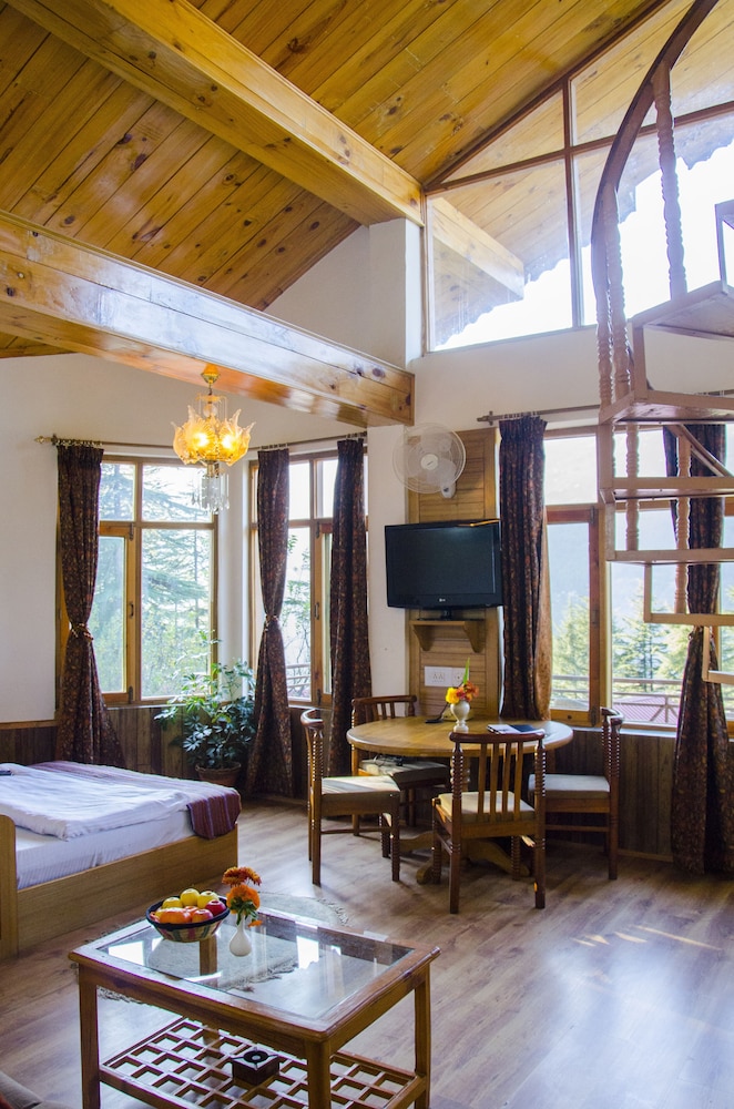 HERITAGE VILLAGE RESORT 62/77