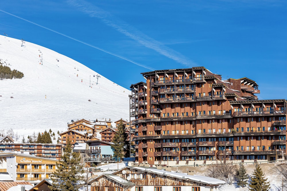 RESIDENCE PIERRE AND VACANCES L'OURS BLANC 4/48