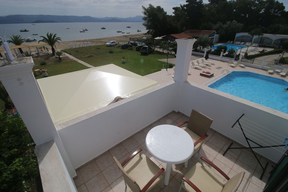 Utopia Kavos Hotel 31/49