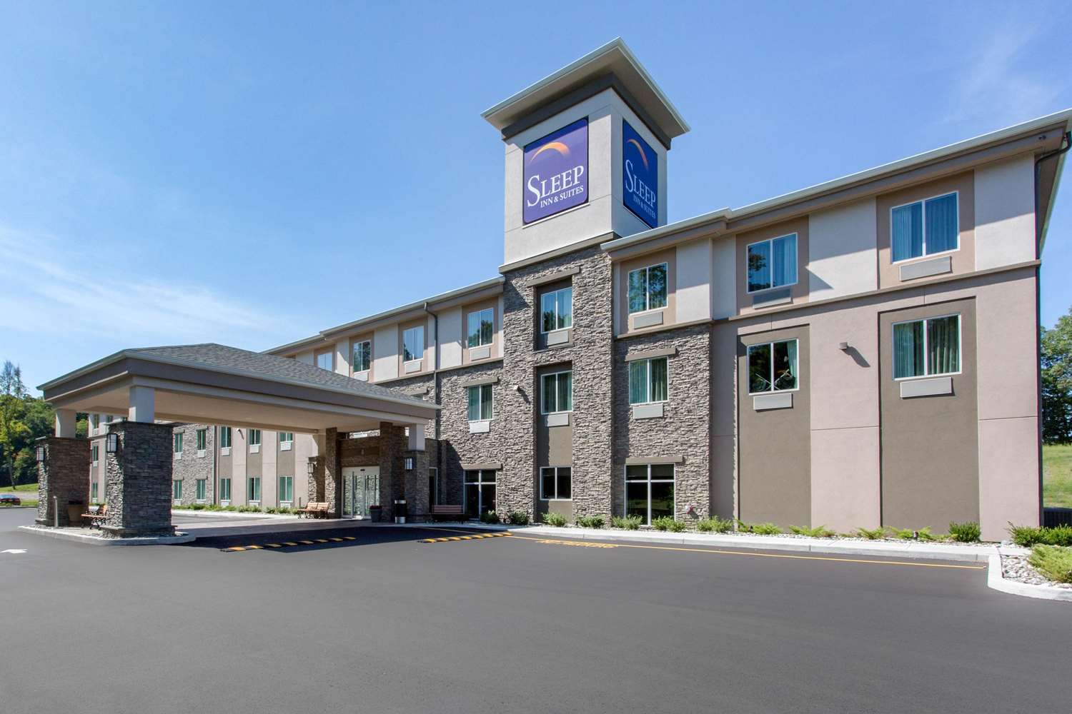 Sleep Inn & Suites Monroe - Woodbury 24/24