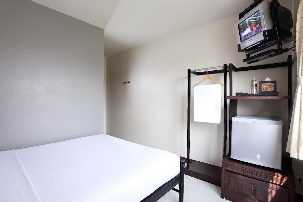 Rambuttri Village Inn Plaza 30/69