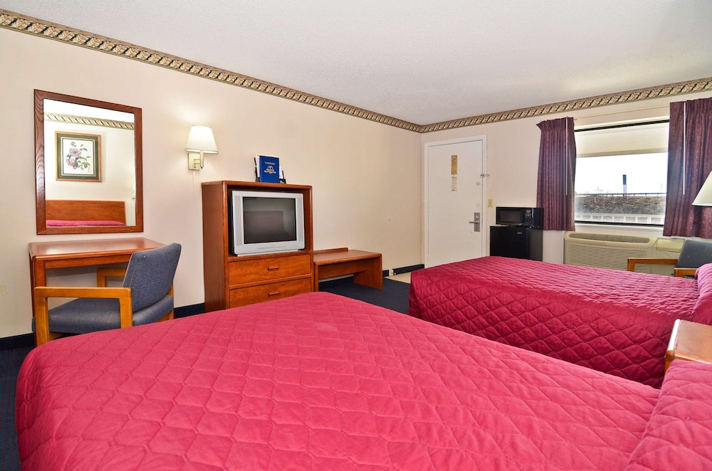 Residential Suites Grain Valley by Hotel O I 70 8/14