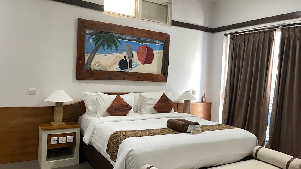 غرفة ديلوكس بسرير كينج بإطلالة على المسبح، The Trawangan Resort 3/10