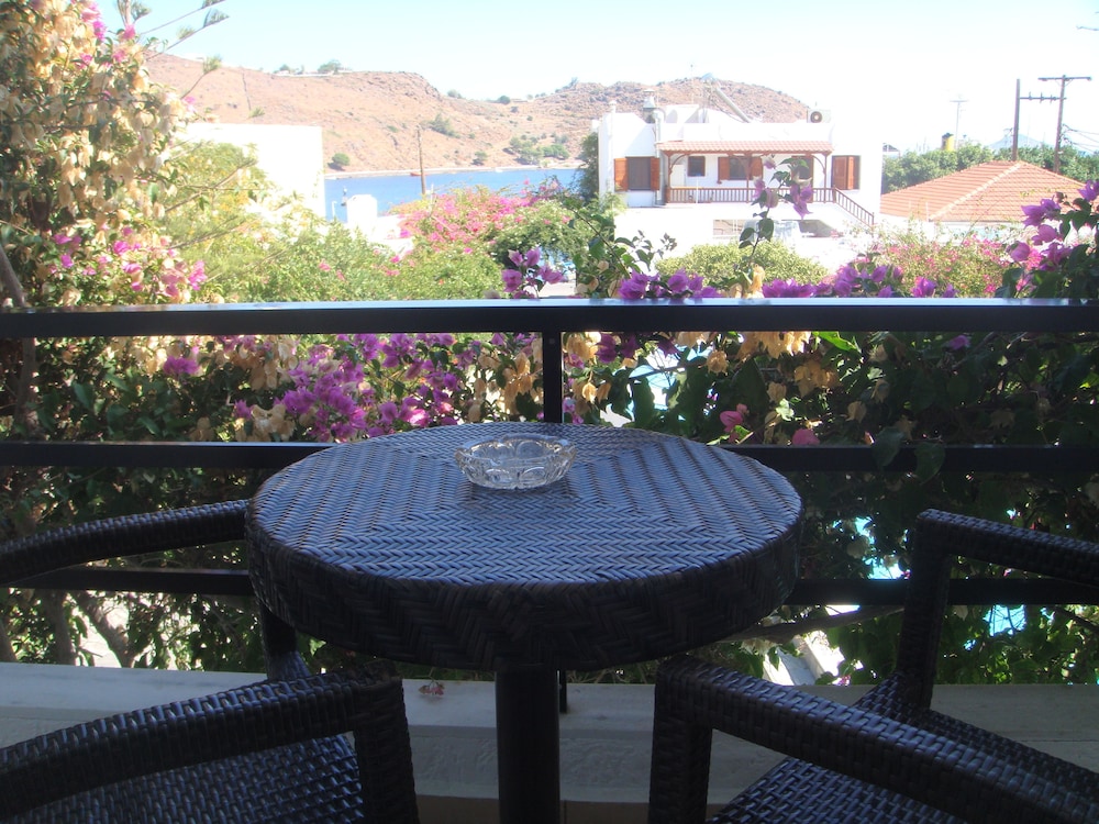 Skala Hotel 59/60