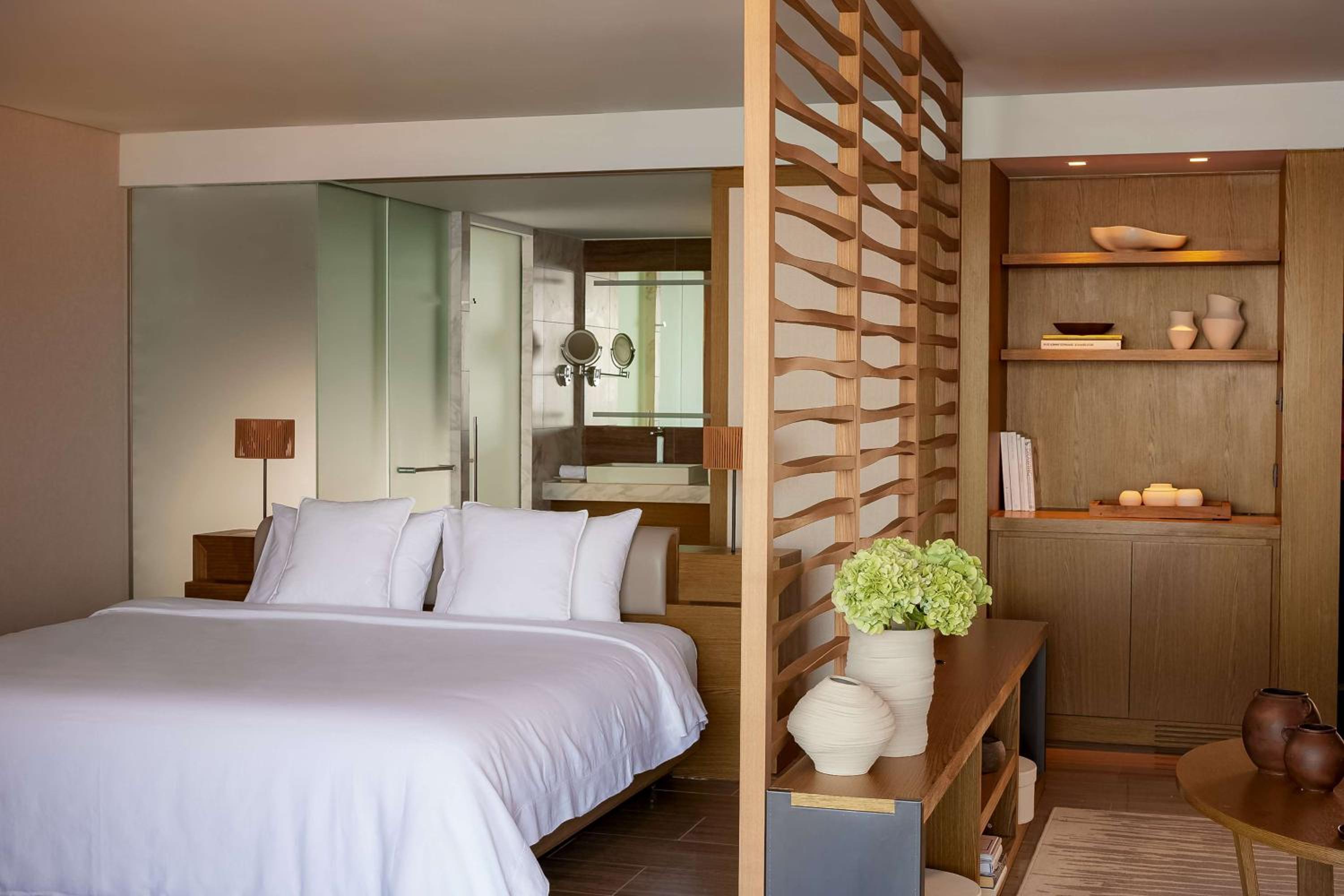 Ionian, Junior Suite, King Bed, Sea View